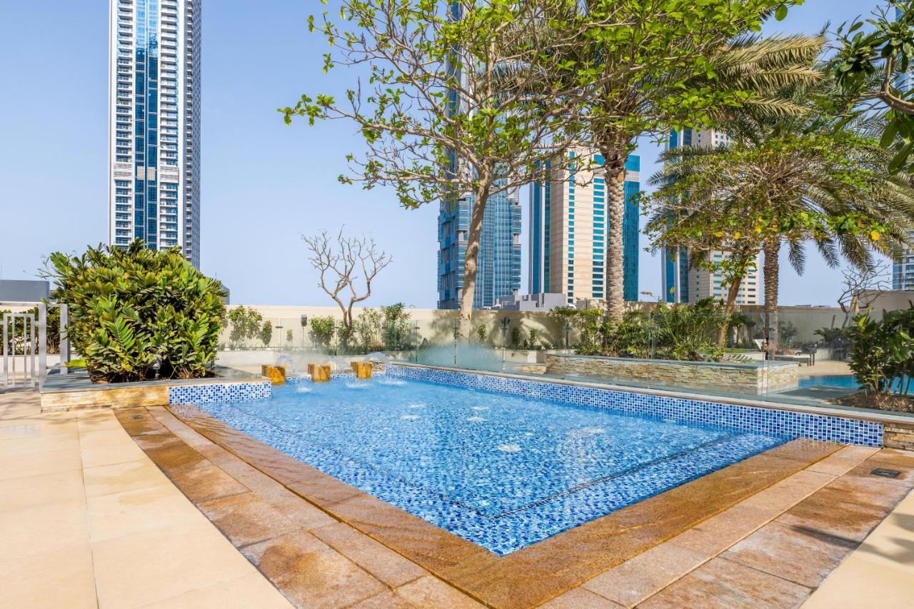 شقة Lofts - Downtown Luxury - 5 Min Walk To Dubai Fountain! المظهر الخارجي الصورة