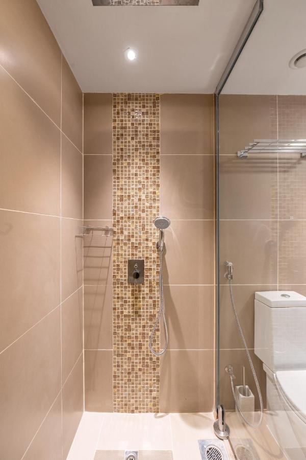 شقة Lofts - Downtown Luxury - 5 Min Walk To Dubai Fountain! المظهر الخارجي الصورة