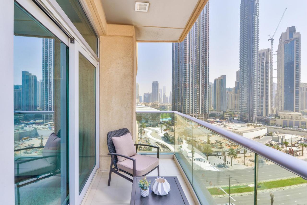 شقة Lofts - Downtown Luxury - 5 Min Walk To Dubai Fountain! المظهر الخارجي الصورة